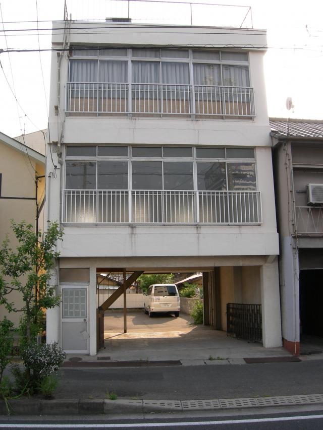 旭町3-8