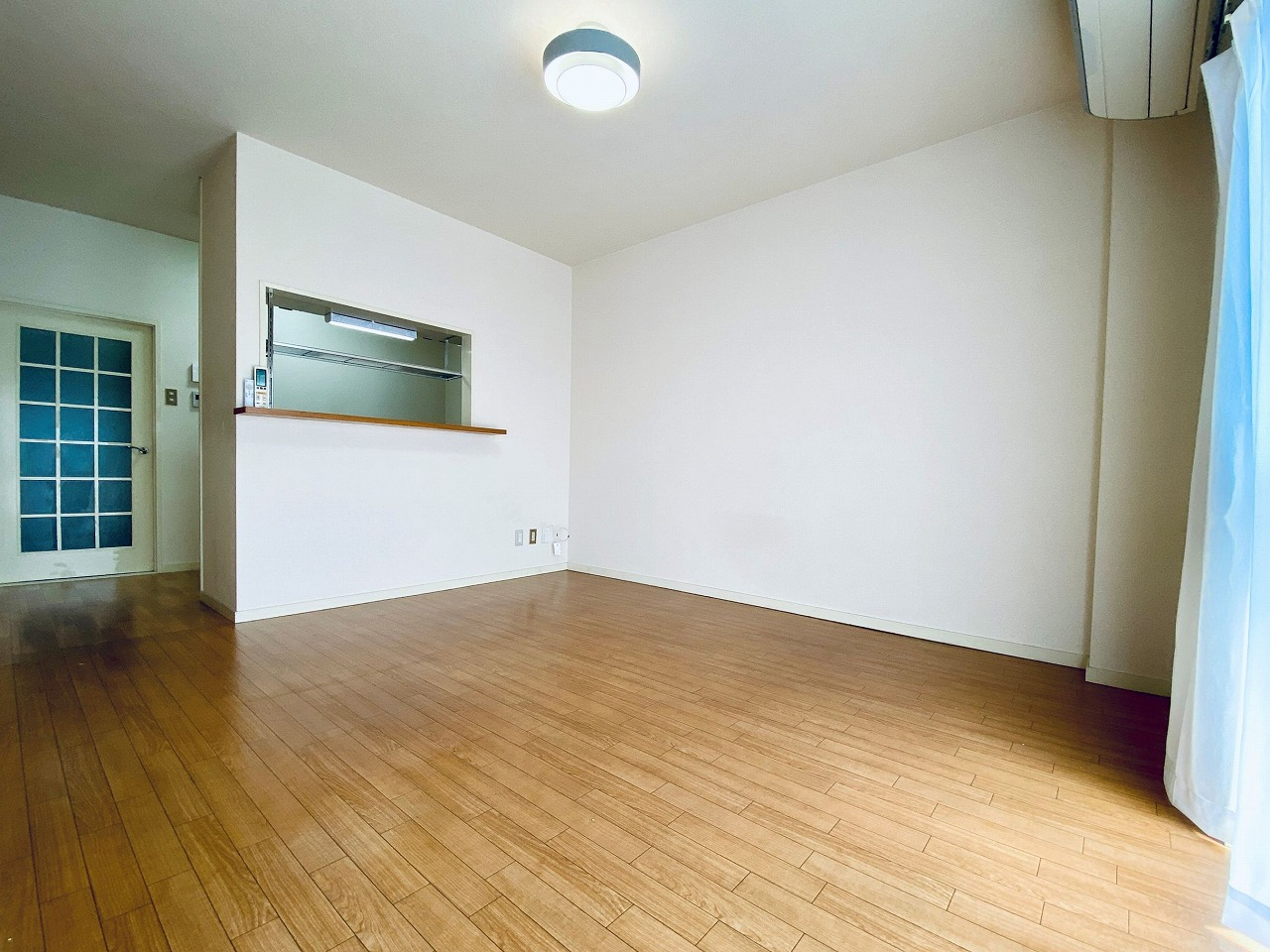 　LDK対面キッチン