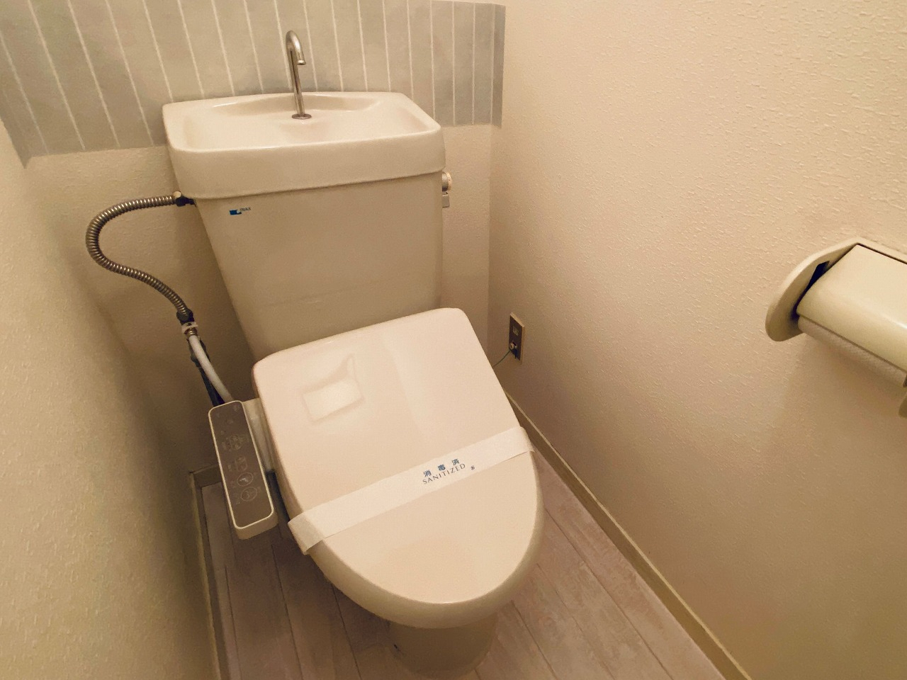 　温水洗浄付トイレ